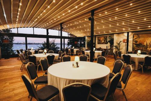 Holiday Inn Istanbul - Tuzla Bay by IHG, Стамбул (фото 10)