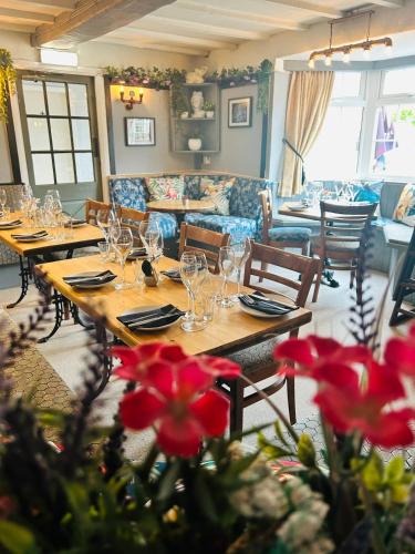 Létesítmények, Angel Inn Misson in Misson