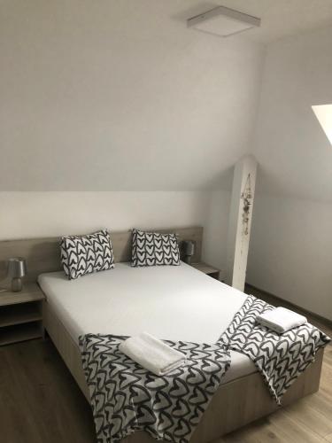 Two-Bedroom Apartment image 6