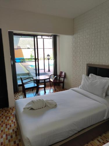 Baankasemsuk Resort 般咔 深宿 thumbnail 3