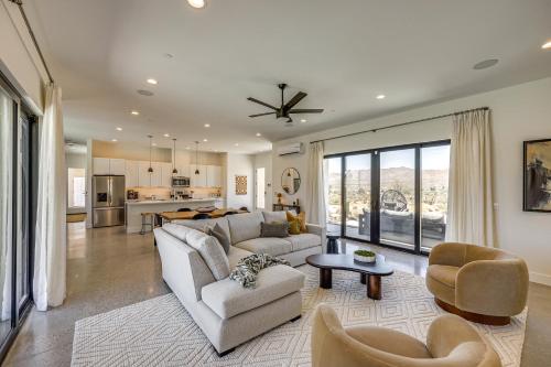 Luxe Yucca Valley Home about 10 Mi to Joshua Tree! in Yucca Valley, USA