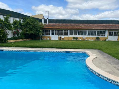 Villa Cartaxense gîte à louer Vale da Pinta