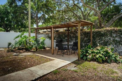 Four-Bedroom House image 7