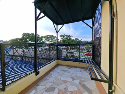 Balcony/terrace, Kepayan Inn Kinabalu city in Kepayan