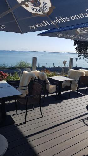 Restaurant, Strandappartements Steinberghaff "Falshoft" barrierefrei in Niesgrau