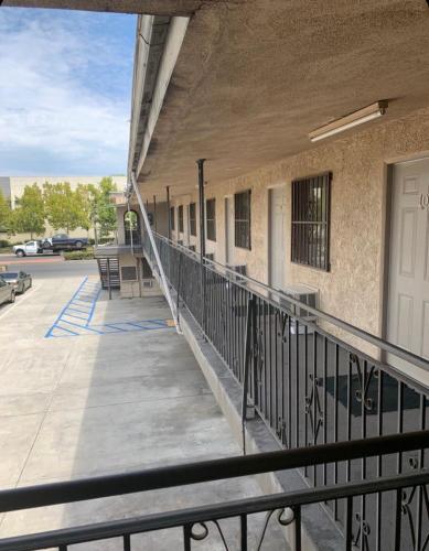 Hi Rise Motel in Lynwood, USA