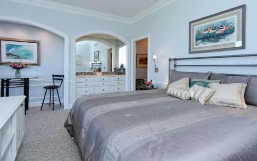Windsor Lodge Unit 3 close to the Beaches Siesta Key thumb 3
