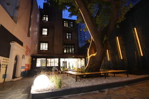 Facilities, Play Hostel Garden in Palermo