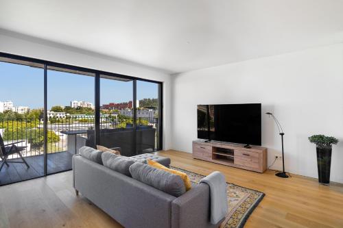 WHome History and Comfort, Luxurious Living in Benfica, Lizbona
