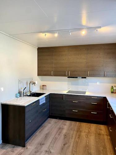 ห้องครัว, Modern house in secluded central Orkanger in อูร์คังเงอร์