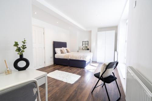 Excellent 3 bedroom, 3 baths, City Centre, voucher available, Leeds (Foto 3)