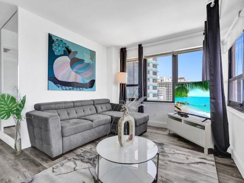 Full ocean view Huge private terrace 1002 in Miami Beach, USA
