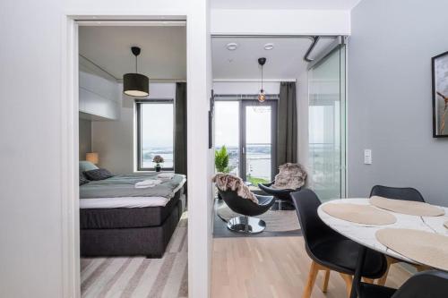 21st Floor Oceanfront Luxury Condo - Gym, Helsinki (foto 6)