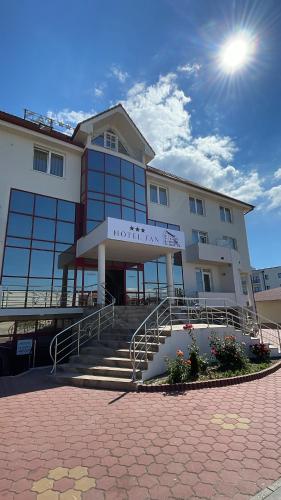 Hotel FAN Sebes - image 10