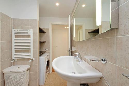 Duccio Galimberti - Lovely 2br Walking To The Vatican City - image 8