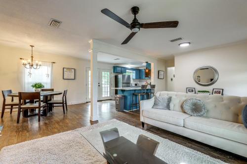 1 Mi to Moody Gardens and Beaches Galveston Home