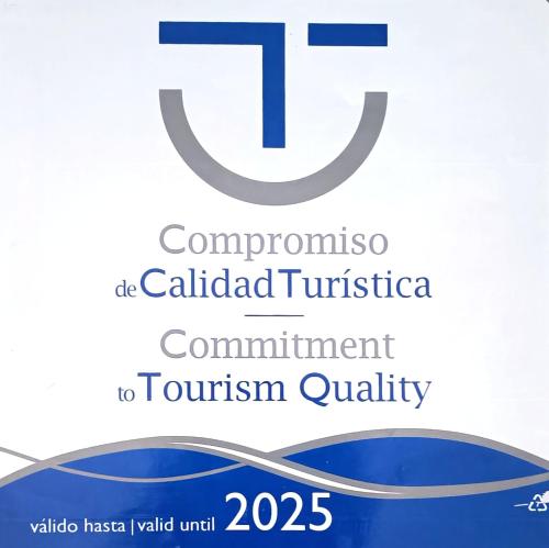  EL JUNCAL APARTAMENTO TURISTICO Parking gratuito in Cabra