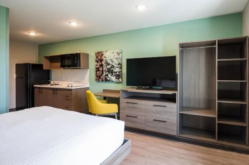 ECHO Suites Extended Stay by Wyndham Spartanburg - image 10