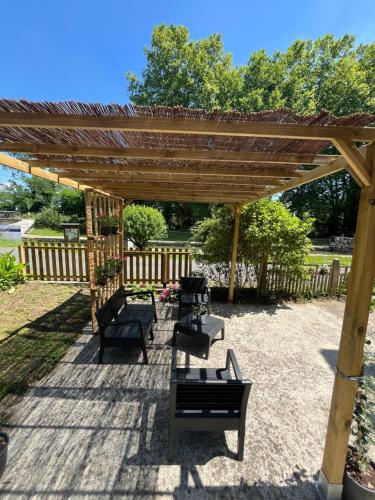 Garden, Maison Eclusiere le Coup de Pompe in Meilhan-sur-Garonne