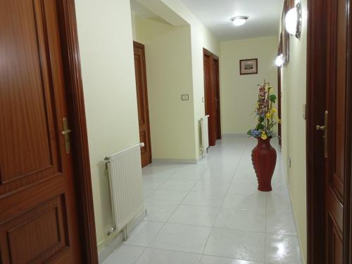 Restorāns, Hostal León II (Hostal Leon II) in Miñortos