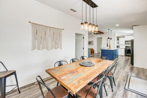 Van Vacation Retreat w/ Private 300-Acre Lake! in Van (TX)