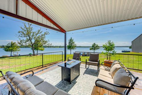 Van Vacation Retreat w/ Private 300-Acre Lake! in Van (TX)