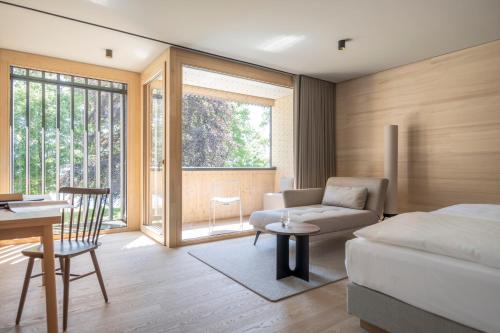 Park Room with Balcony