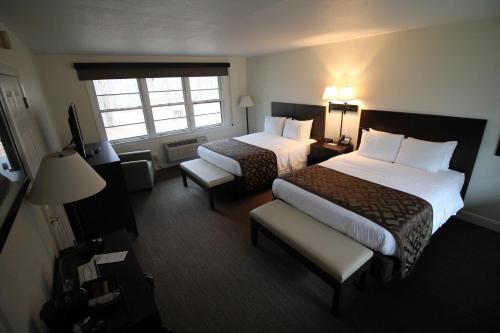 Mammoth Cave Lodge and Cabins