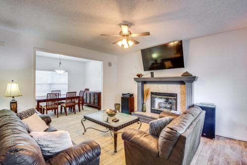 Spacious Olathe Home with Fireplace Near Parks! Spacious Olathe Home with Fireplace Near Parks!