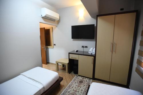 Hotel Gega - image 8