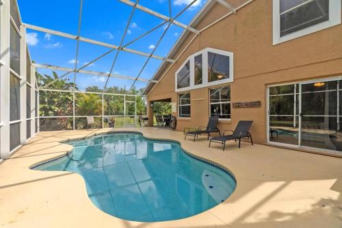 Fantasy Villa - Private pool - Conservation view - Games room - close to Disney