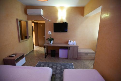 Létesítmények, Hotel Gega in Berat