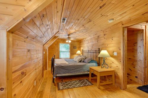 Pet-Friendly Rustic Bryson City Cabin with Fire Pit! - image 12