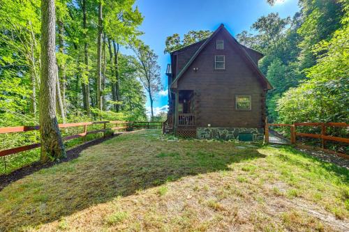 Pet-Friendly Rustic Bryson City Cabin with Fire Pit! - image 5