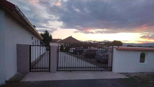 Vila Snezana in جيفجيليجا