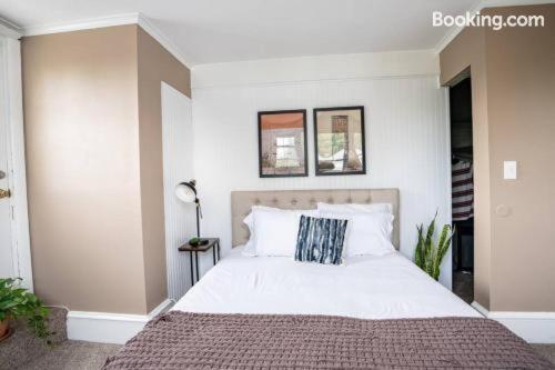 AC 6BR2BA Quiet Island House Near Casinos in Atlantic City, USA
