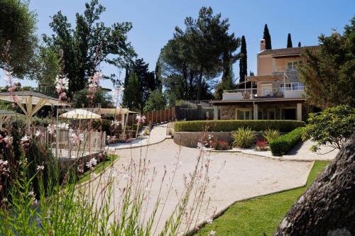 Villa St. Nicholas House & Guest Apart. - image 9