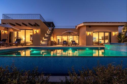 4BD Diamante: Spacious Patio and Private Pool in Cabo San Lucas, Mexico