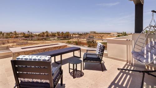 Luxurious 4BR Casita Golf Cart and Transportation Included in Cabo San Lucas, Mexico