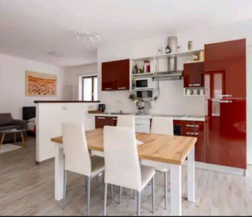 Iris home in Seppiana