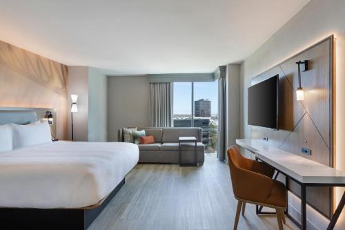 King Bed
