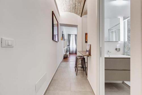 MONTI44 Boutique Apartment, Рим (фото 8)