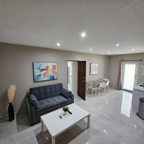 Latitude Adjustment - image 5