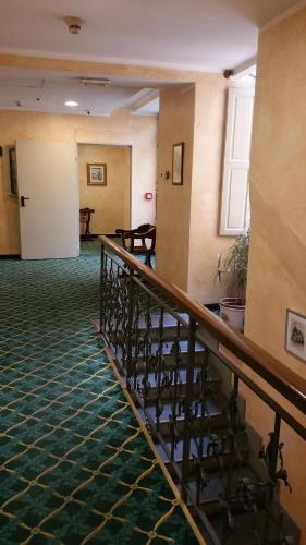 Hotel De Lanzi – Florence, IA