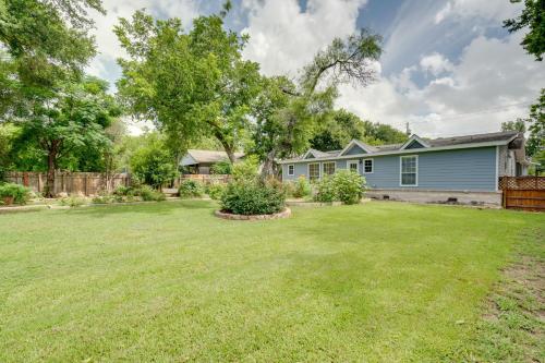 Austin Home with 2 Patios and Grill 6 Mi to Downtown in Austin, USA