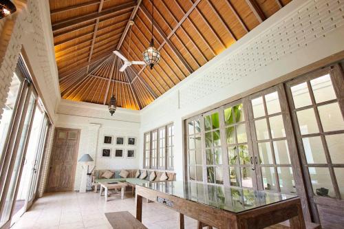 Two-Bedroom Villa with Private Pool image 8