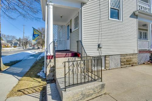 Manitowoc Apt with Balcony Views- Walk to Beach - image 11