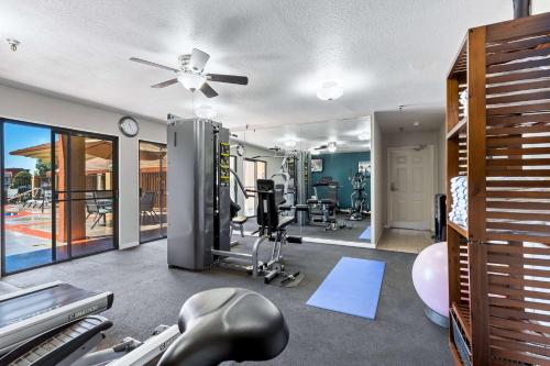مركز لياقة بدنية, Best Western Plus Executive Inn & Suites in Manteca