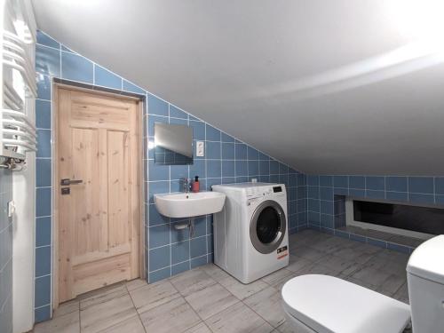 Banheiro, Loft Apartment in Orunia