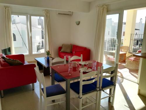Waterside Apartment - Two Bedroom 3